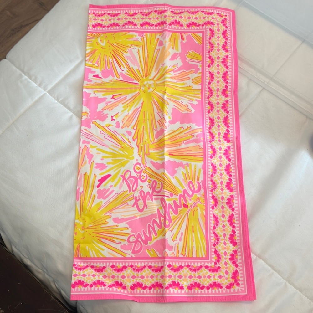 NWOT - Lilly Pulitzer Summer Scarf
